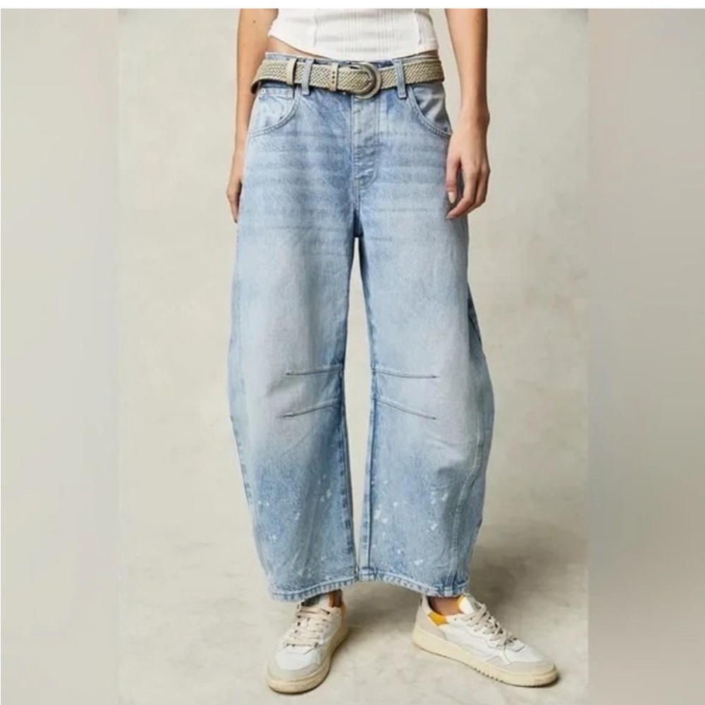 Free People Barrel Jeans sz 29 EUC